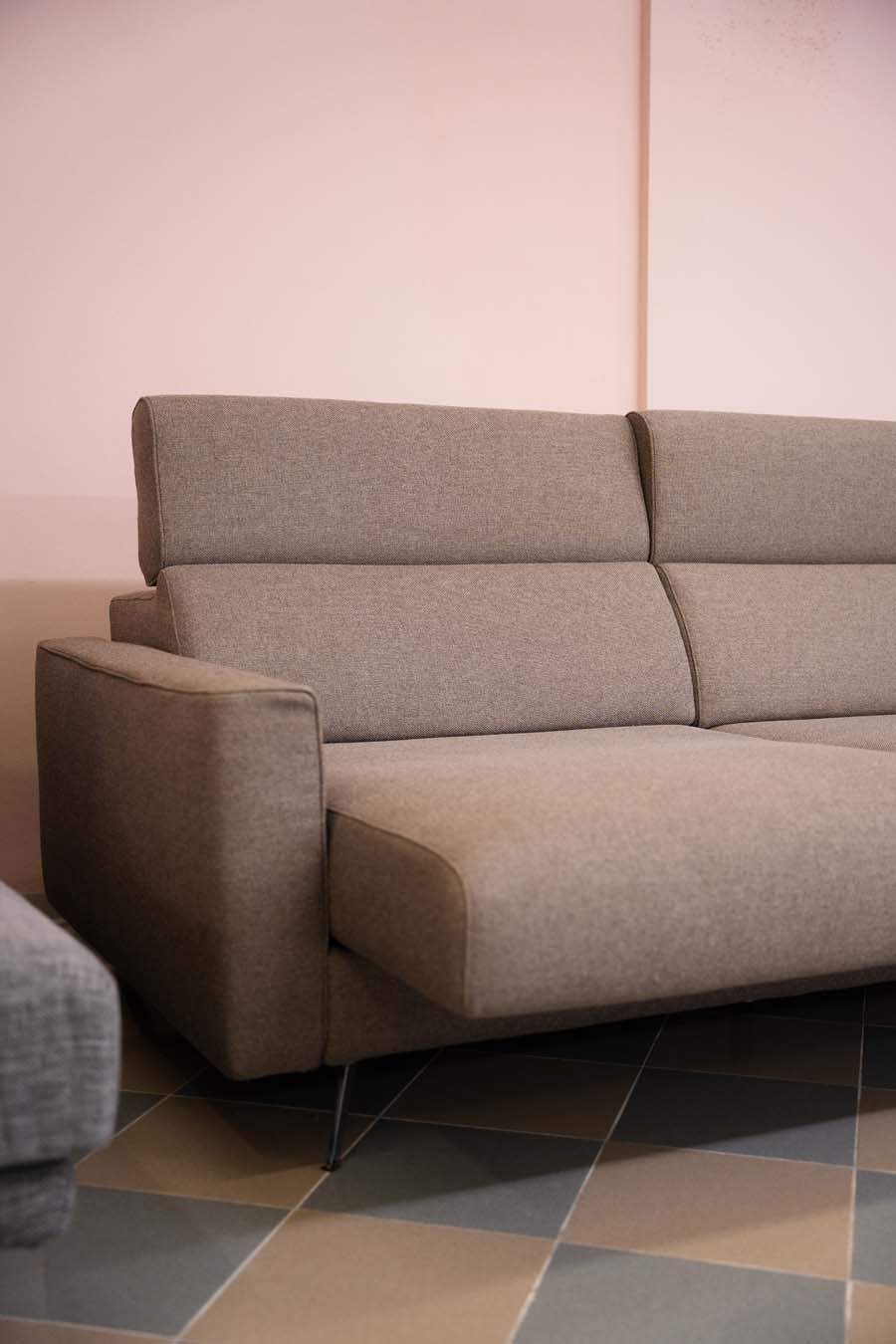Square-Outlet-Divani-Padova (1)