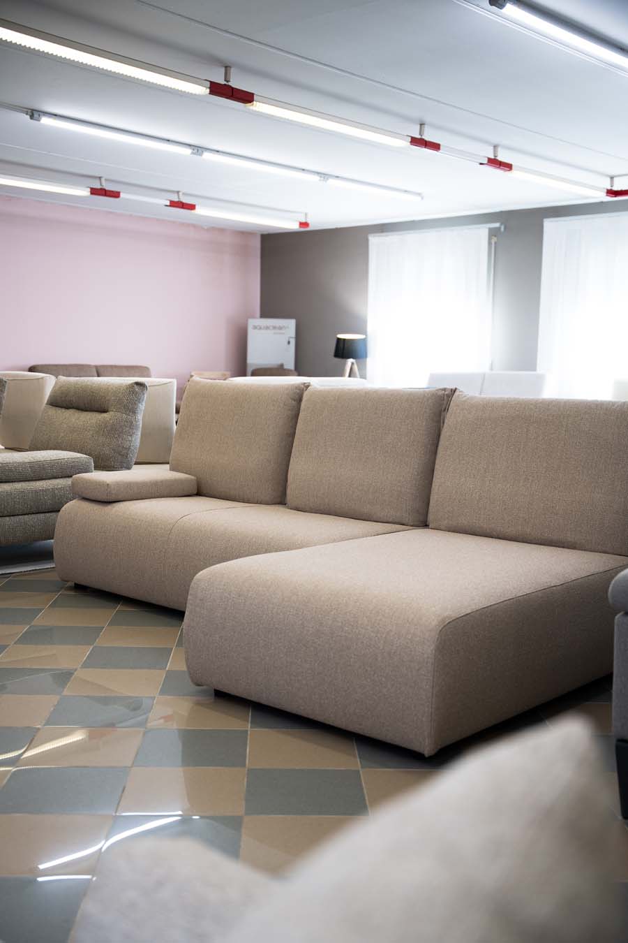 Vario-Outlet-Divani-Padova.jpg (1)
